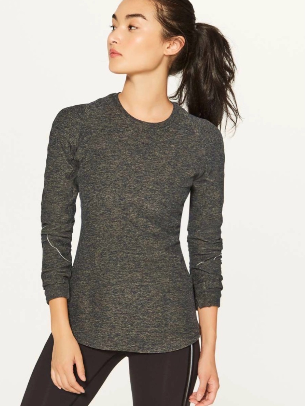 Lululemon extra mile long sleeve top in heathered utitarian size 6